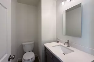 1008 Fontana Dr, Alameda, CA 94502 - Photo 23