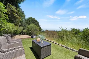 220 Robin Rd, Hillsborough, CA 94010 - Photo 27
