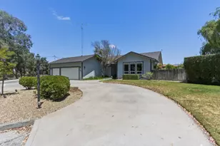 1660 Sunnyslope Rd, Hollister, CA 95023 - Photo 3