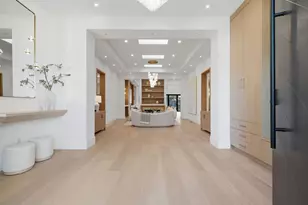 685 Riviera Dr, Los Altos, CA 94024 - Photo 3