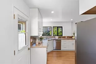 1909 Polo Ct, San Mateo, CA 94403 - Photo 9