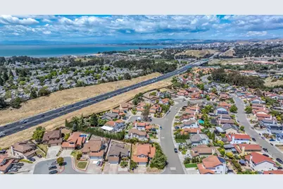 106 Peridot Ct, Hercules, CA 94547 - Photo 3