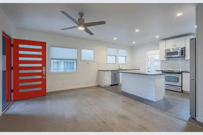 4211 Martin Luther King Jr Way, Oakland, CA 94609 - Photo 5