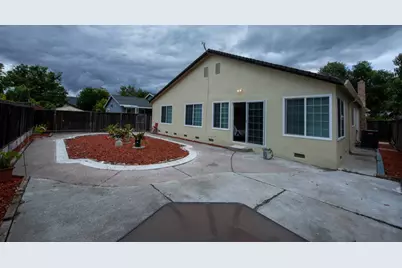305 Lassenpark Cir, San Jose, CA 95136 - Photo 27