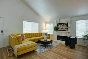 305 Lassenpark Cir, San Jose, CA 95136 - Photo 5