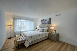 305 Lassenpark Cir, San Jose, CA 95136 - Photo 23