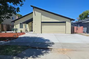 305 Lassenpark Cir, San Jose, CA 95136 - Photo 1