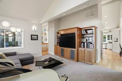 24106 Deerpath Rd, Saratoga, CA 95070 - Photo 19