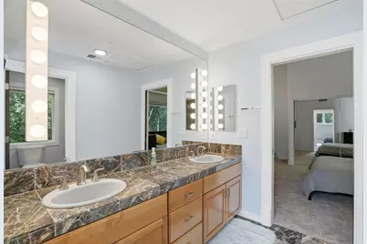 24106 Deerpath Rd, Saratoga, CA 95070 - Photo 43