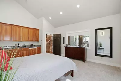 24106 Deerpath Rd, Saratoga, CA 95070 - Photo 27