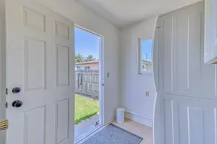 206 Cornwall St, Salinas, CA 93906 - Photo 7