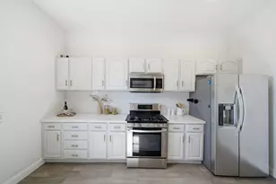 31 Rio Verde St, Daly City, CA 94014 - Photo 7