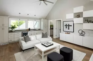 23251 Partridge Ln, Los Altos, CA 94024 - Photo 29