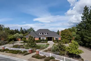 23251 Partridge Ln, Los Altos, CA 94024 - Photo 3