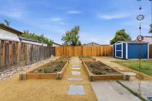 1184 Sunny Ct, San Jose, CA 95116 - Photo 19