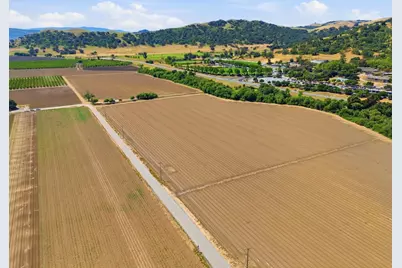 Mesa Rd, Gilroy, CA 95020 - Photo 17