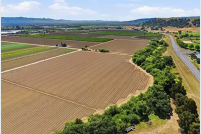 Mesa Rd, Gilroy, CA 95020 - Photo 19