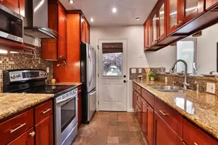 248 E Red Oak Dr E, Sunnyvale, CA 94086 - Photo 9