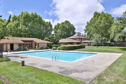 248 E Red Oak Dr E, Sunnyvale, CA 94086 - Photo 23