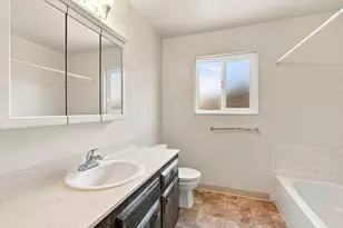 62 Mosswood Dr, Suisun City, CA 94585 - Photo 23