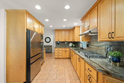 8103 Crestview Ct, Gilroy, CA 95020 - Photo 17