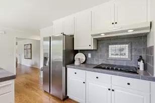 1131 Runnymead Dr, Los Altos, CA 94024 - Photo 15
