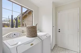 1131 Runnymead Dr, Los Altos, CA 94024 - Photo 43