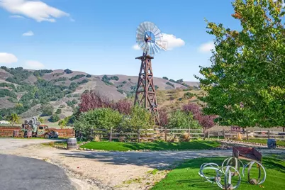 3970 Leavesley Rd, Gilroy, CA 95020 - Photo 5