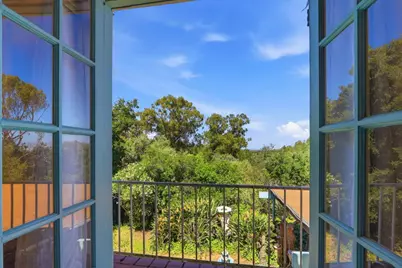 18211 Saratoga Los Gatos Rd, Monte Sereno, CA 95030 - Photo 31
