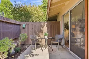 209 Red Oak Dr A, Sunnyvale, CA 94086 - Photo 23