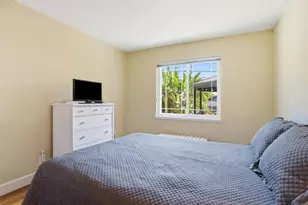 949 Pleasant Hill Rd, Redwood City, CA 94061 - Photo 19