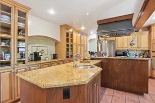 949 Pleasant Hill Rd, Redwood City, CA 94061 - Photo 15
