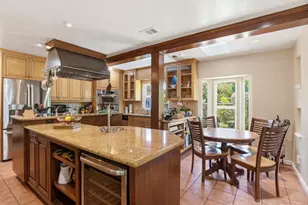 949 Pleasant Hill Rd, Redwood City, CA 94061 - Photo 9