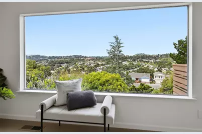 3028 Greenoak Ct, San Mateo, CA 94403 - Photo 5