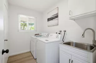 3028 Greenoak Ct, San Mateo, CA 94403 - Photo 35