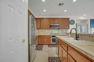 5704 Oakmont Dr, Richmond, CA 94806 - Photo 11