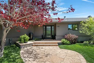 3011 Greenoak Ct, San Mateo, CA 94403 - Photo 3