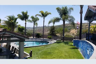 3208 Silver Ridge Ct, Oceanside, CA 92058 - Photo 19