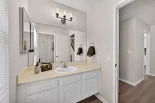 1335 Bedford Ave, Sunnyvale, CA 94087 - Photo 29