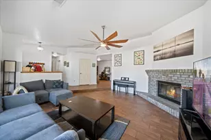 722 St Thomas Pkwy, Redding, CA 96003 - Photo 5