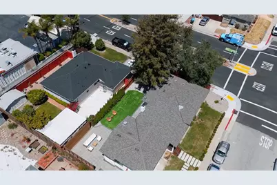 233 Poinsettia Ave, San Mateo, CA 94403 - Photo 55