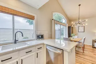 18209 Stonegate Ct, Salinas, CA 93908 - Photo 13