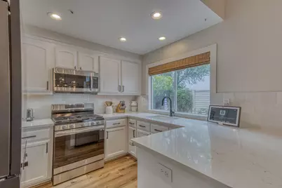 18209 Stonegate Ct, Salinas, CA 93908 - Photo 11