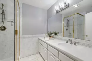 3163 Summercreek Dr, San Jose, CA 95136 - Photo 11