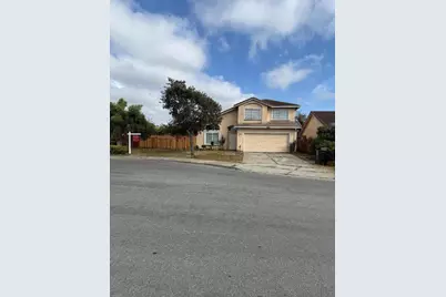 1380 Mazatlan St, Salinas, CA 93905 - Photo 1