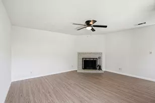 7449 Karlsberg Cir, Stockton, CA 95207 - Photo 5