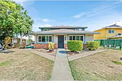 916 Dornajo Way, Sacramento, CA 95825 - Photo 1