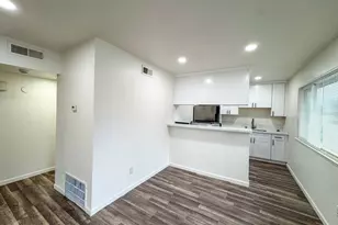 916 Dornajo Way, Sacramento, CA 95825 - Photo 5
