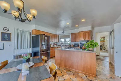 752 A Middlefield Rd A, Salinas, CA 93906 - Photo 23