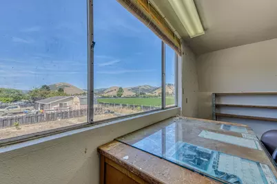 752 A Middlefield Rd A, Salinas, CA 93906 - Photo 9